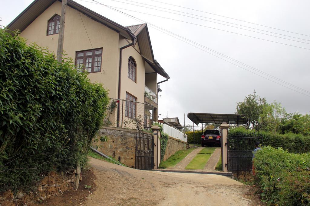Perera Homestay Нувара-Елія Екстер'єр фото