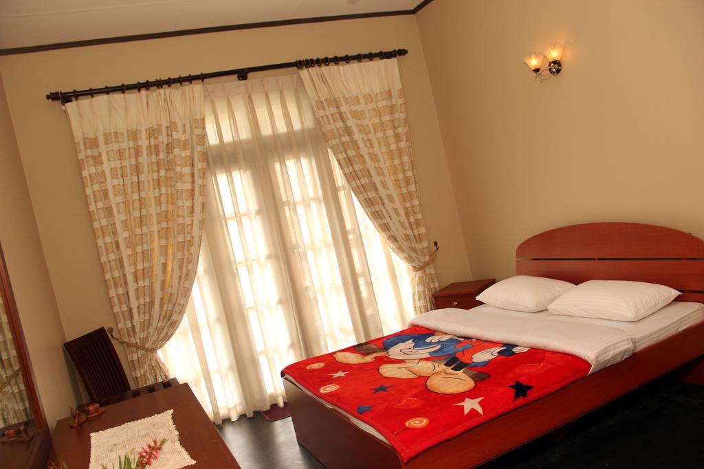 Perera Homestay Нувара-Елія Екстер'єр фото