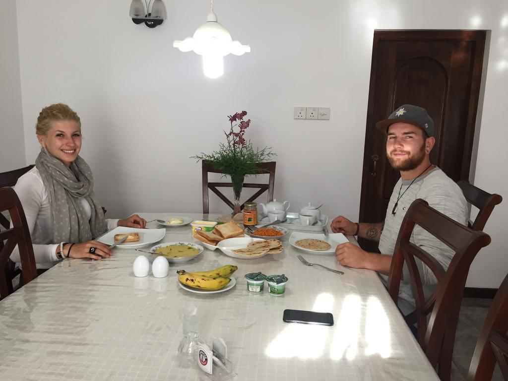 Perera Homestay Нувара-Елія Екстер'єр фото